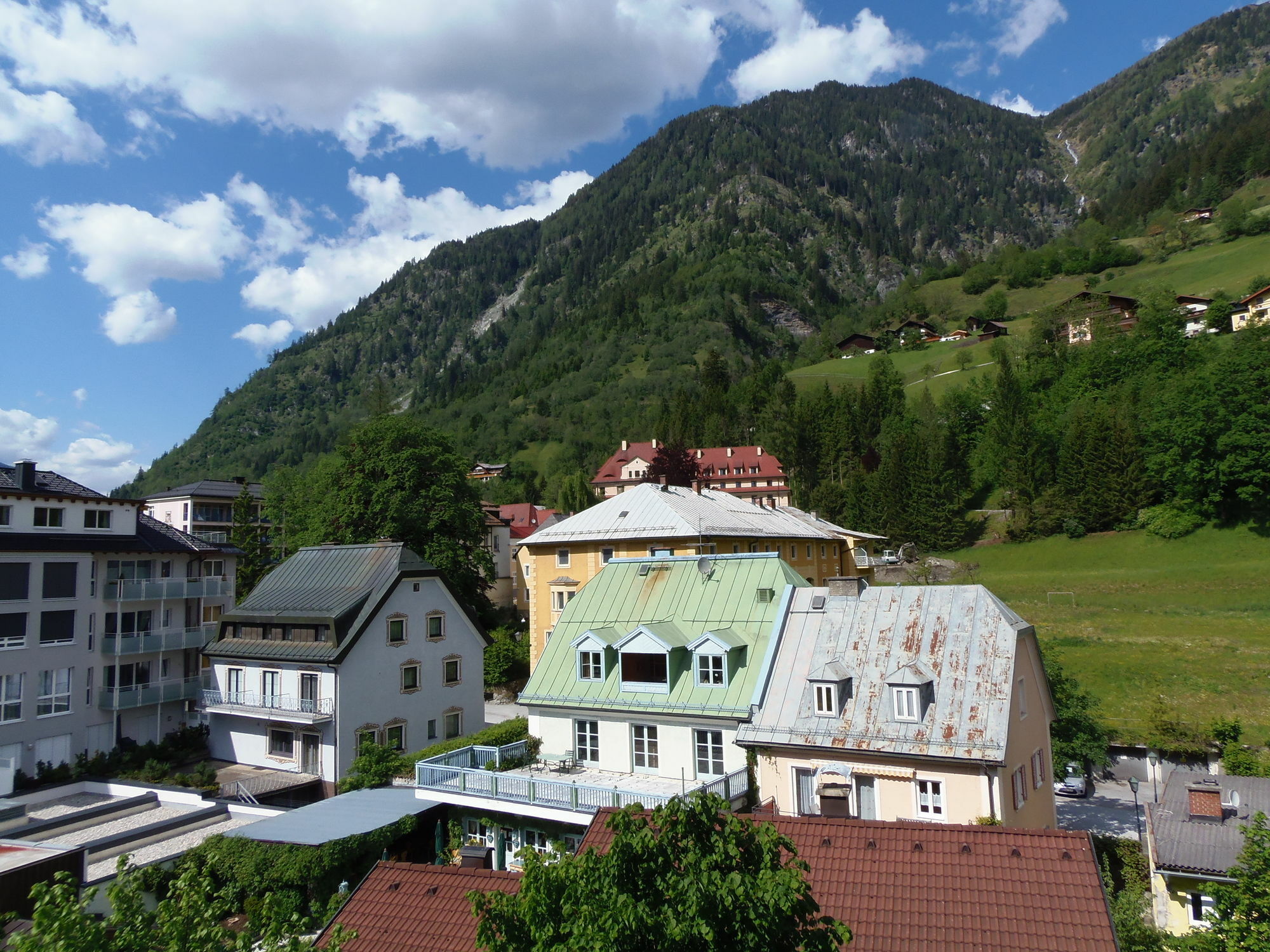 Hotel Germania Gastein - Ganzjaehrig Inklusive Alpentherme Gastein & Sommersaison Inklusive Gasteiner Bergbahnen 배드호프가스타인 외부 사진